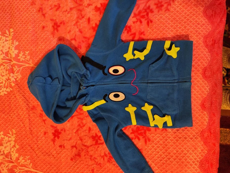 Продам жилетки,штанишки свитшот 86-92