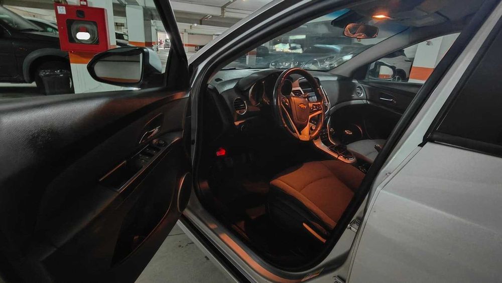 Chevrolet Cruze 1.6LT 2012