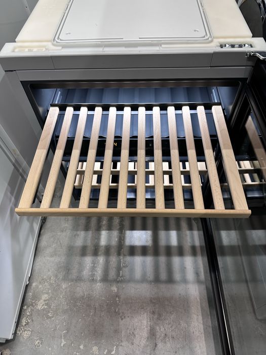 Винний холодильник Miele KWT6321 UG