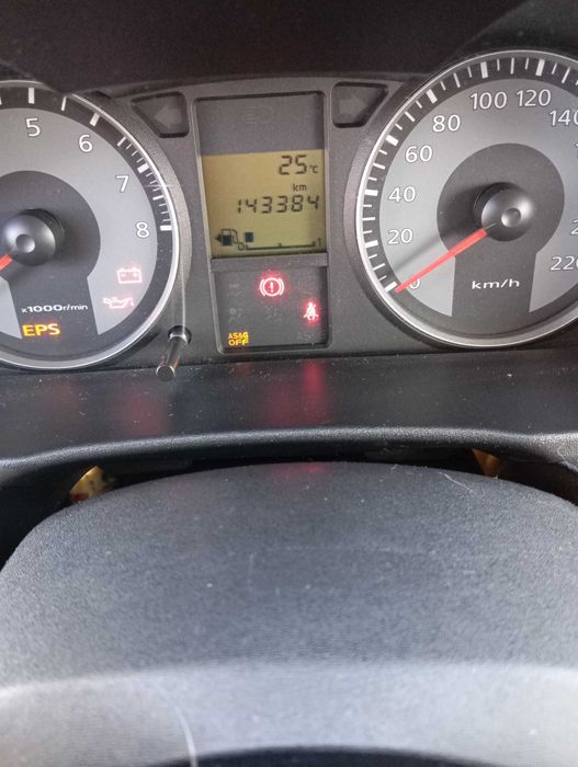 MITSUBISHI COLT (ANO 2011) Económico / Excelente Estado