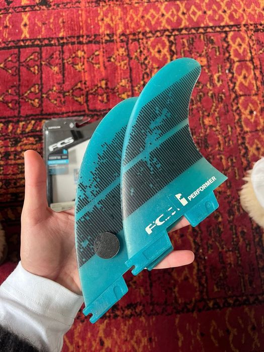 Duas quilhas FCS 2 Performance Large (esquerda e direita)