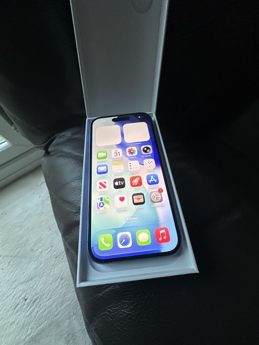 Iphone 16 128 gb kolor niebieski - 98% baterii
