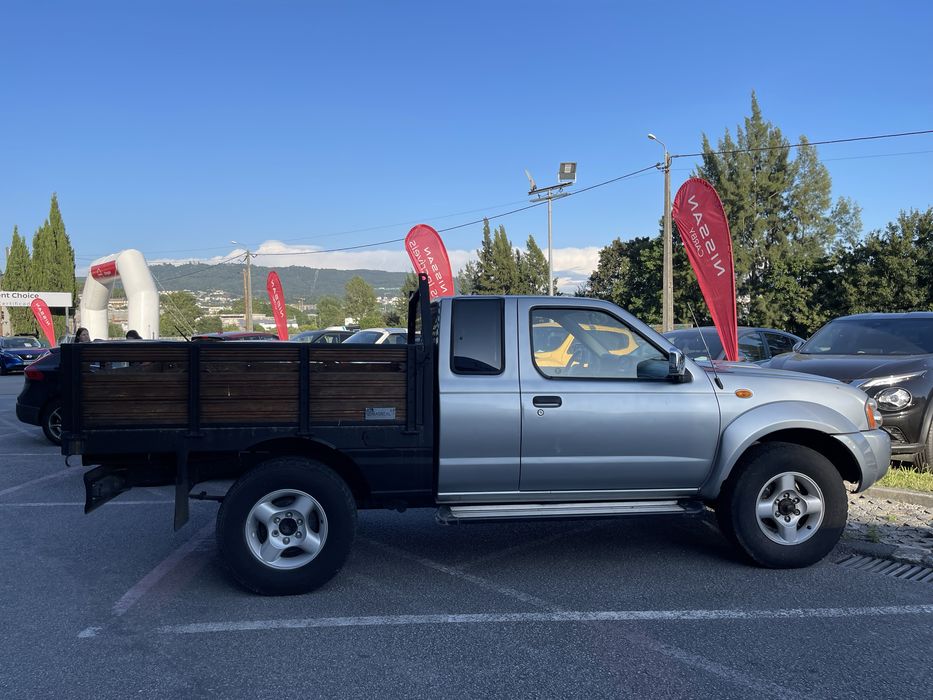 Nissan Navara D22 -2003