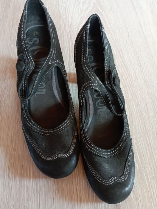 Półbuty damskie na obcasie