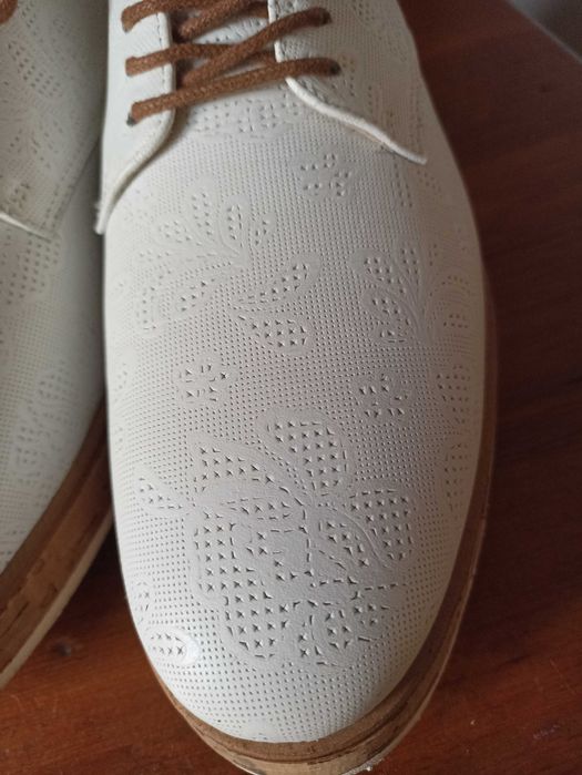 Жіночі білі весільні туфлі на шнурівці JHAY шкіра Іспанія 39,5 р 26 см