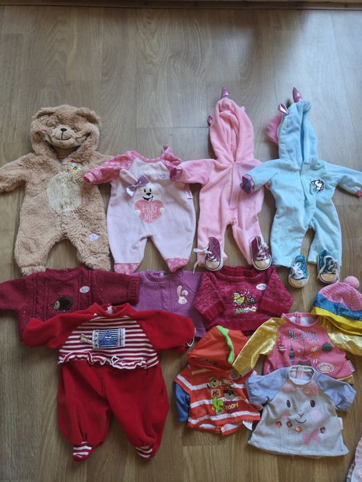 Одяг та аксесуари для baby born