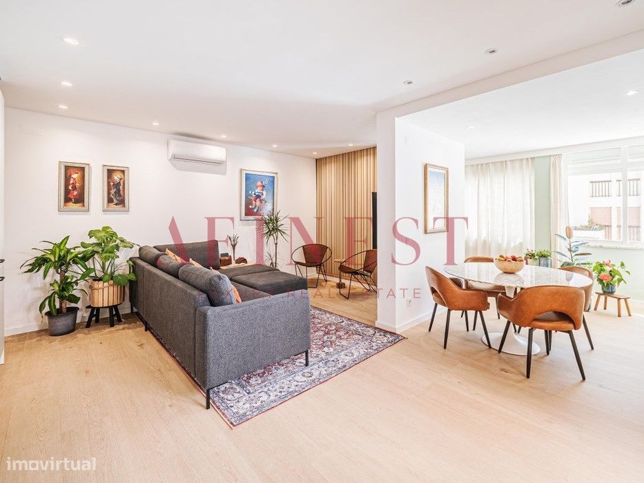Apartamento T1 + 1 No Centro De Cascais