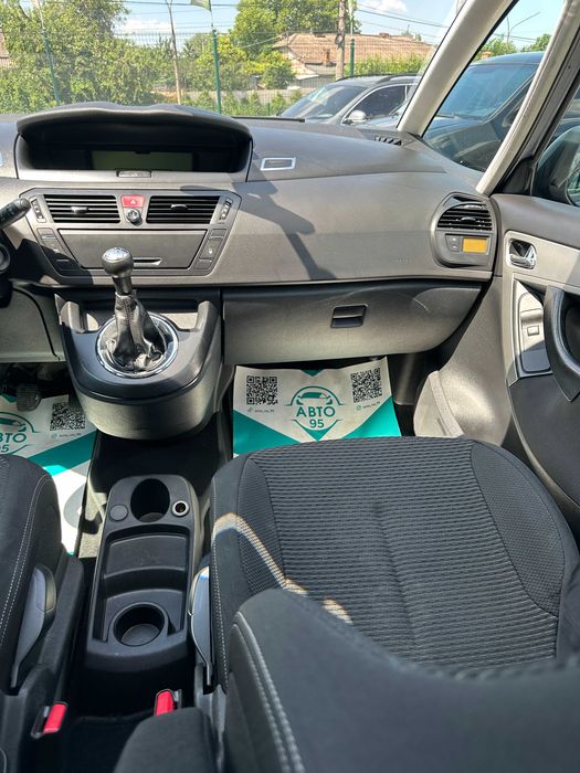 Продам  Citroen C4 Picasso 2010 рік можлива розстрочка,кредит,обмін!