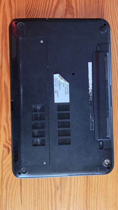Ноутбук Dell Inspiron 3737