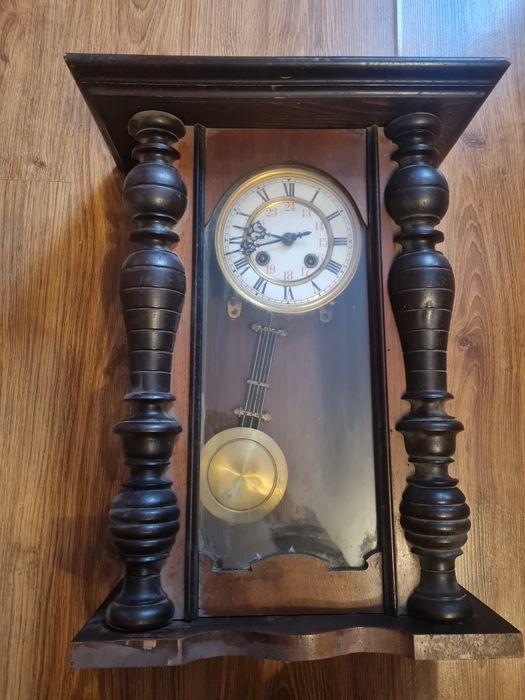 Sprzedam zegary wiszące