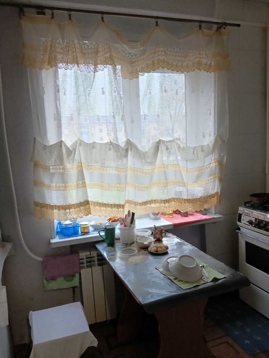 Ан продам 2кімн3 поверх Ливмаш Павлоград