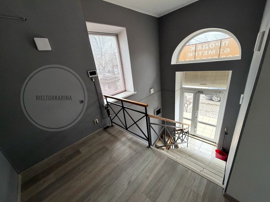 Нікольська/Маріупольська 65м2 приміщення в оренду.Фасадний вхід