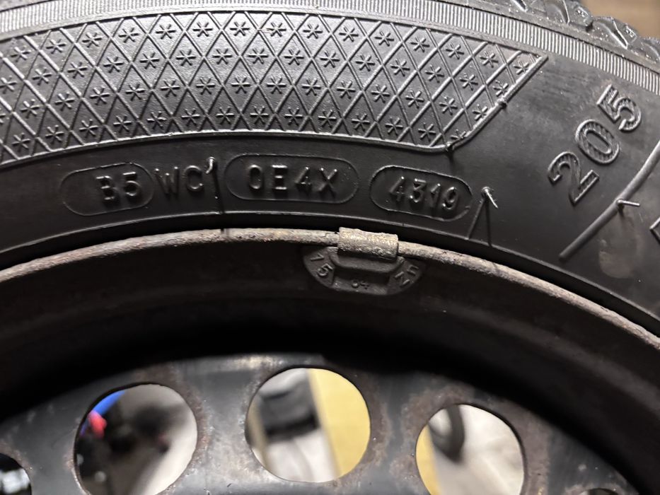 Koła 205 55 R16, opony Kleber zimowe