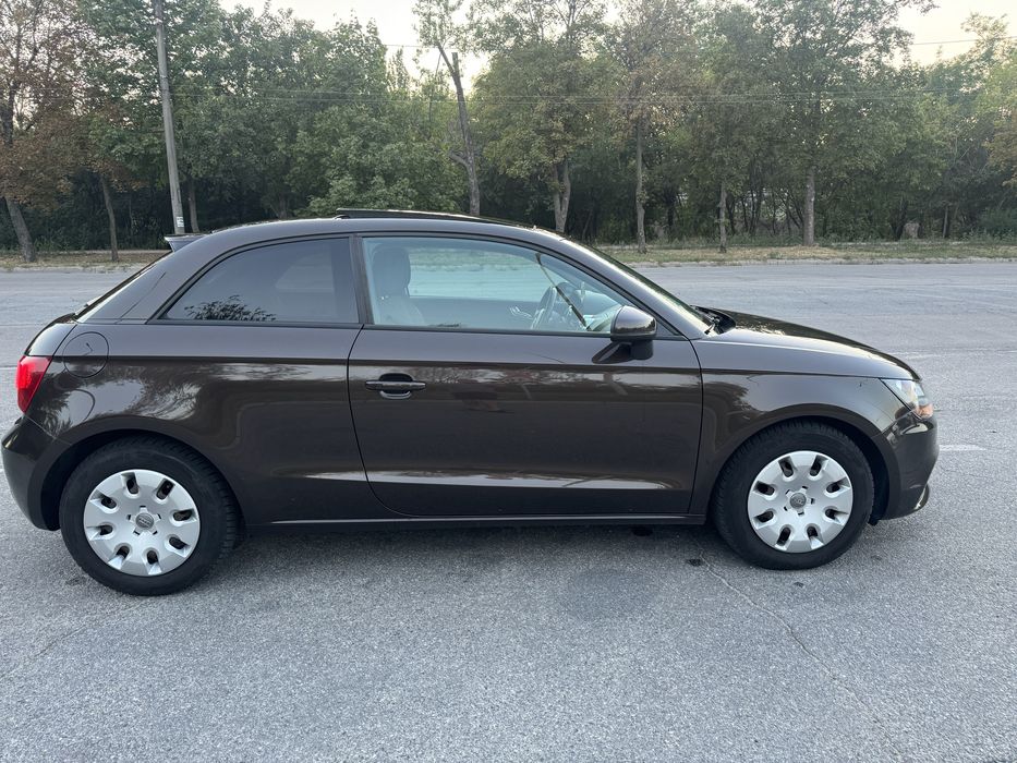 Audi A1 2012 1.6 TDI Avtomat ! New!