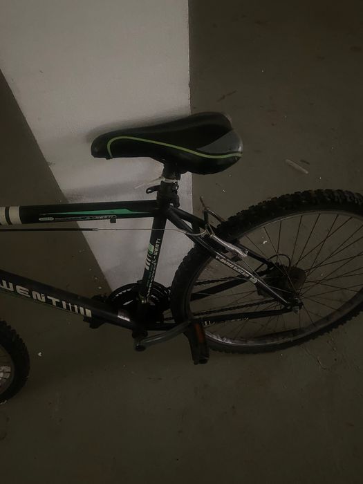 Bicicleta já muito usada
