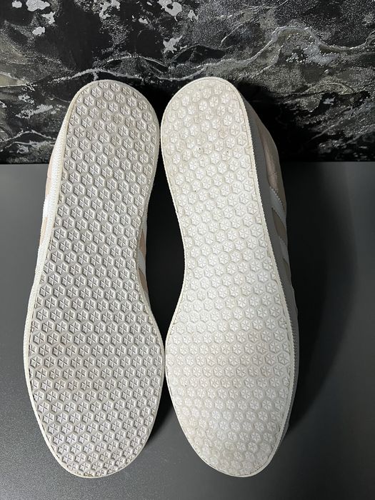 Кросівки чоловічі Adidas Gazelle 46р: 1 200 грн. - Кроссовки для