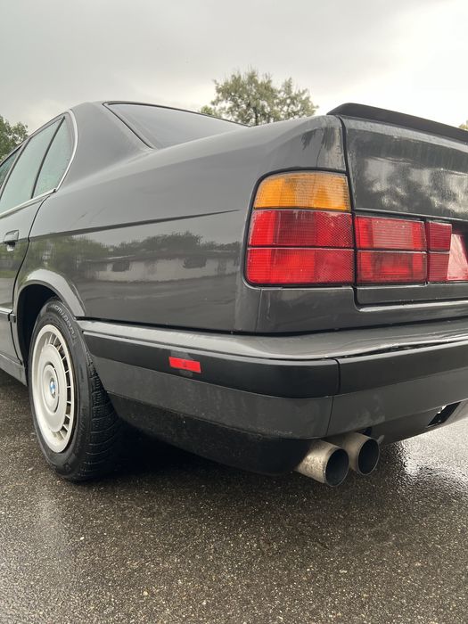 BMW E34 M50B25 1992