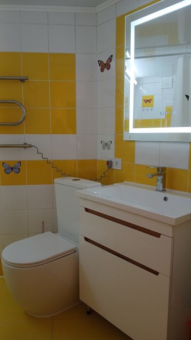 Будиночок ПОДОБОВО  зі СВІТЛОМ і теплом в ЦЕНТРІ міста !!!