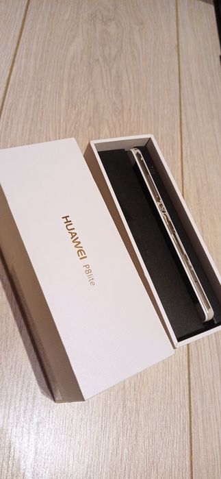 Telefon Huawei P8 lite