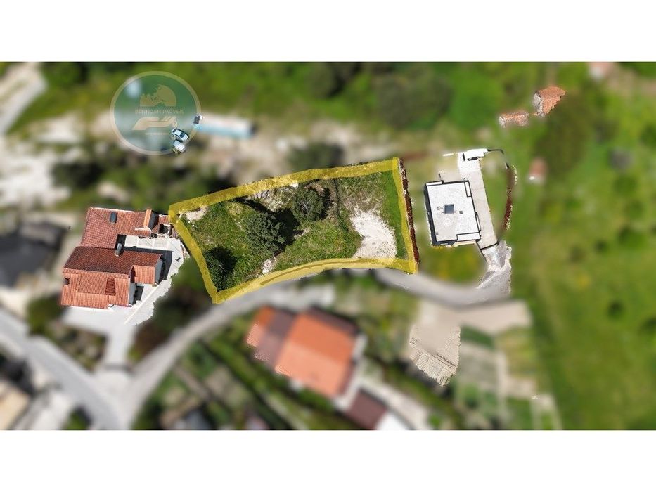 1,200 m² Buildable Plot
Location: Sra. de Fátima - Cabece...