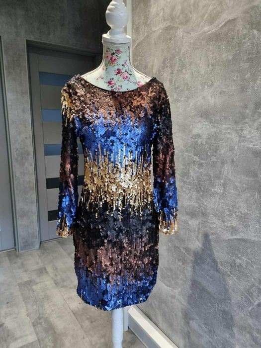 Sukienka z cekinami rozmiar M 38 Vinceotto