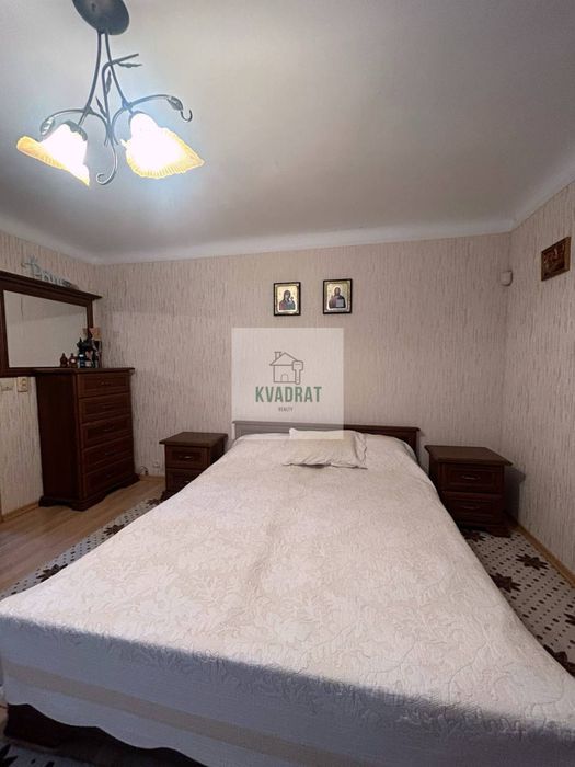 Продам затишний будинок з басейном та зоною відпочинку біля Дністра