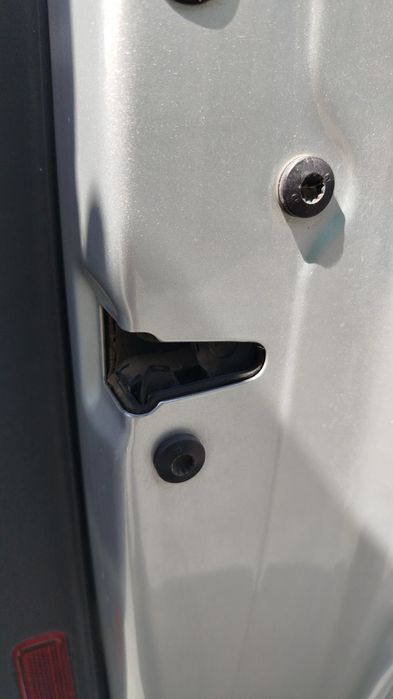 Fechadura / fecho porta frente direito AUDI A3 (8P1)