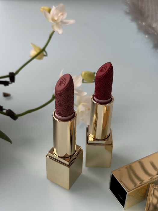 Помада красная розовая estee lauder оригинал