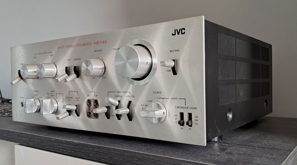 Wzmacniacz JVC JA-S71