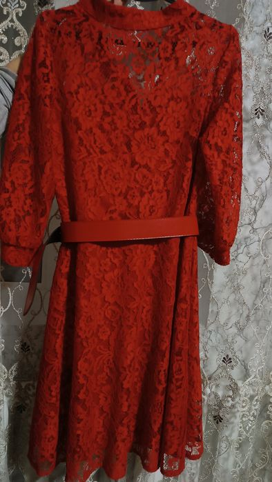 Сукня жіноча червона