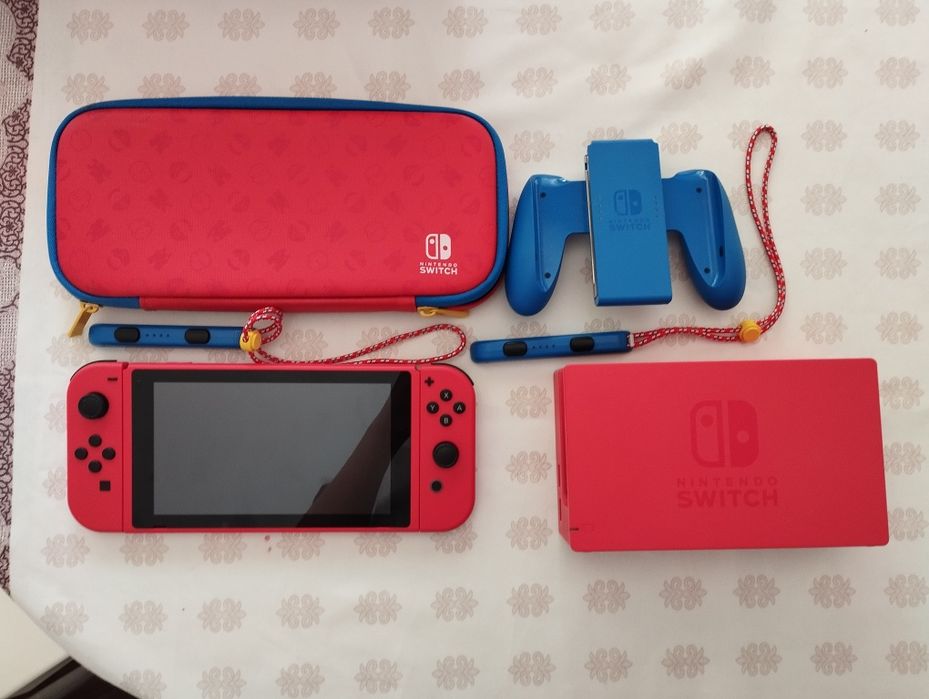 Nintendo Switch Mário Red & Blue Edition • Édition Mario (rouge et bleu)