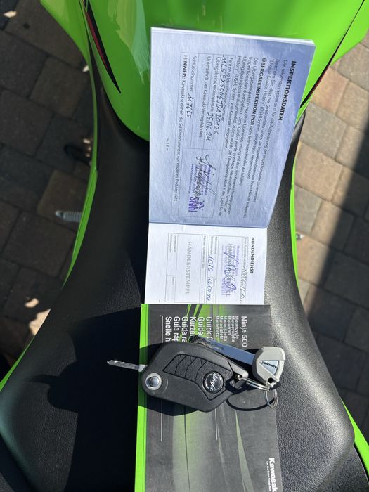 Kawassaki Ninja 500 SE
