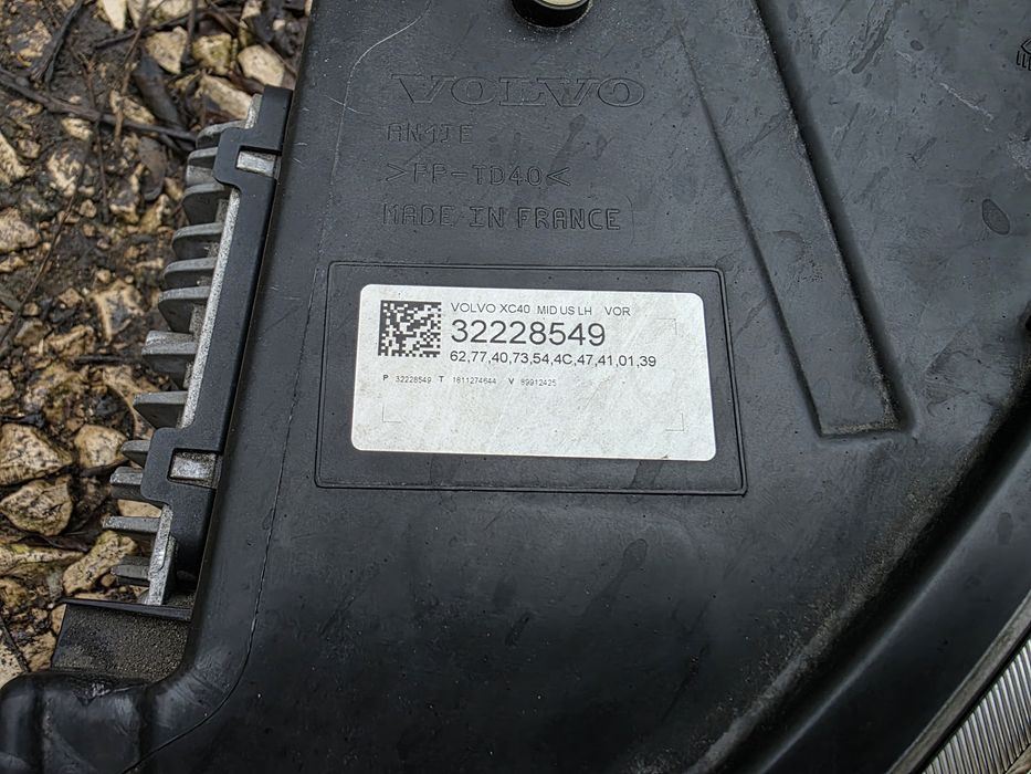 Volvo xc 40 reflektor mid led lewy usa 19r