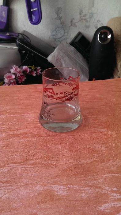 Мини вазочка - стакан, из плотного стекла