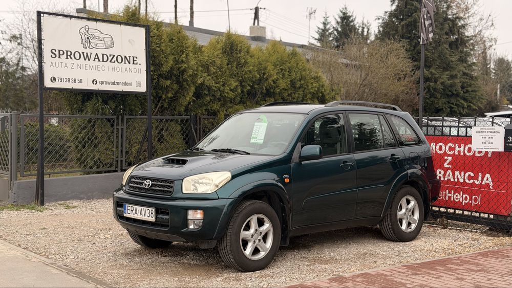 TOYOTA RAV 4 2.0 D4D 116KM * 4x4 * klima * hak * 2 komplety kół