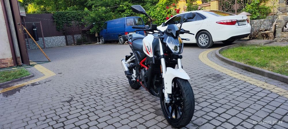 Benelli tnt 251s