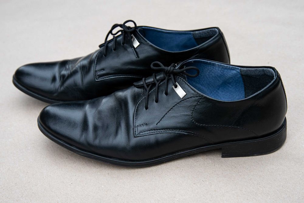 Eleganckie buty męskie do garnituru, stan bardzo dobry