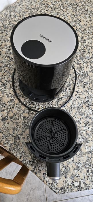 Fritadeira Air Fryer Severin FR 2455