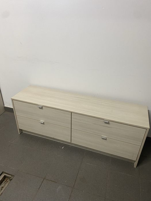 Szafa i komoda jasna, stan bardzo dobry