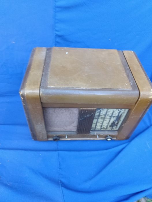 Советская радиола проигрователя радиоприёмник Урал-53 СССР ретро