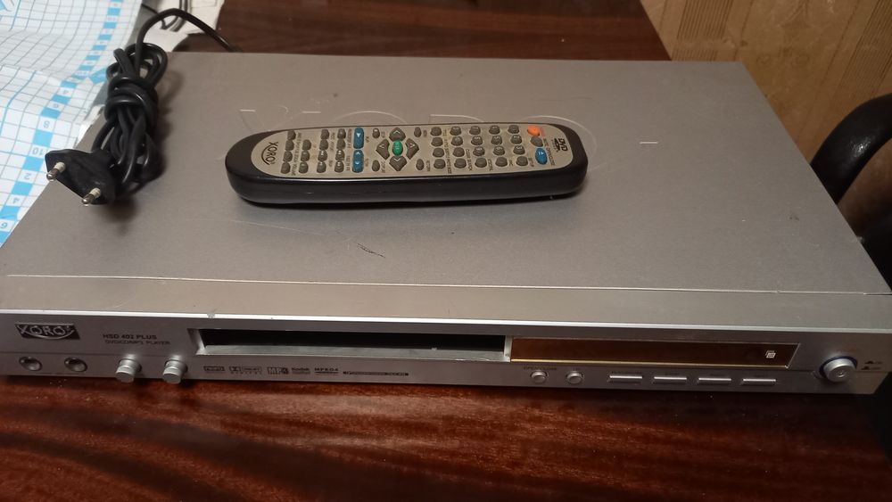 DVD  проигрыватель