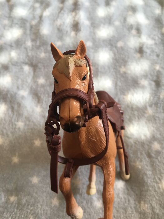 Horse - Like New64738358966401122