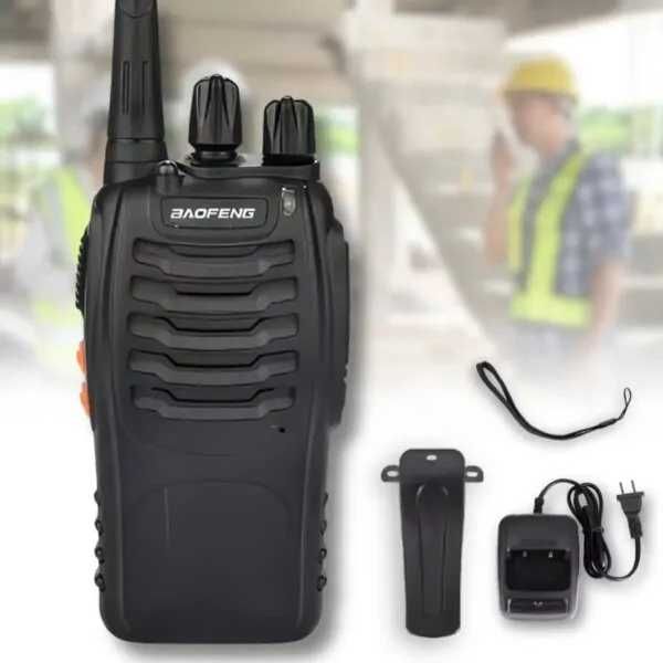 Рація 16-канальна з дальністю до 10 км і ліхтариком Baofeng BF-888S
