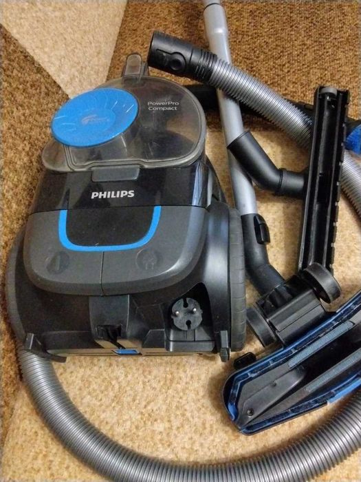 Продам пилосос Philips