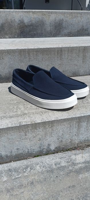 Skórzane buty mokasyny Reserved
