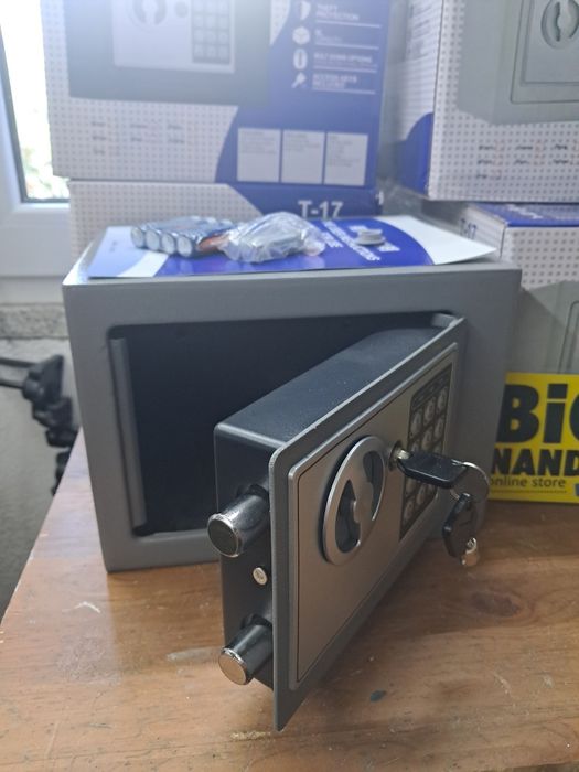 Cofre Eletrónico Digital Novo (Modelo T-17) – Cor Cinza