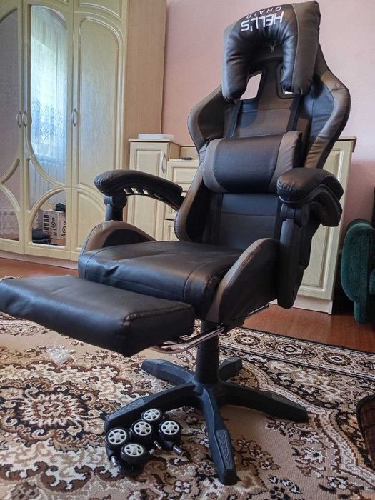 Крісло ігрове Hells chair
