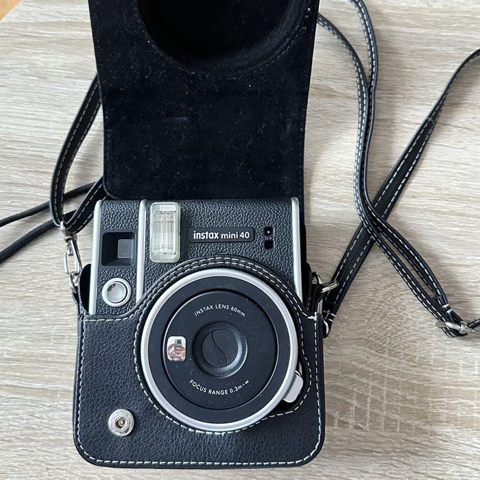 Instax Mini 40 z etui