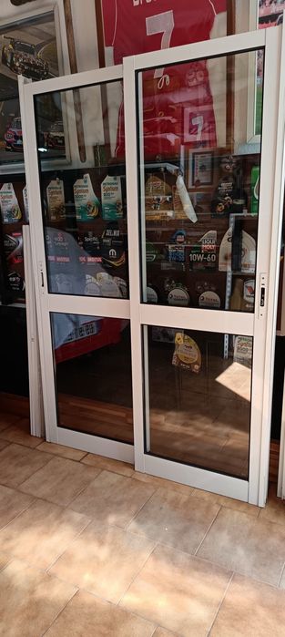 Aros com portas de correr