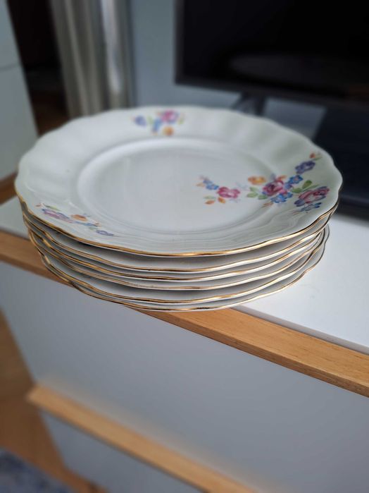 Zestaw porcelanowych talerzy KMP MADI IN POLAND